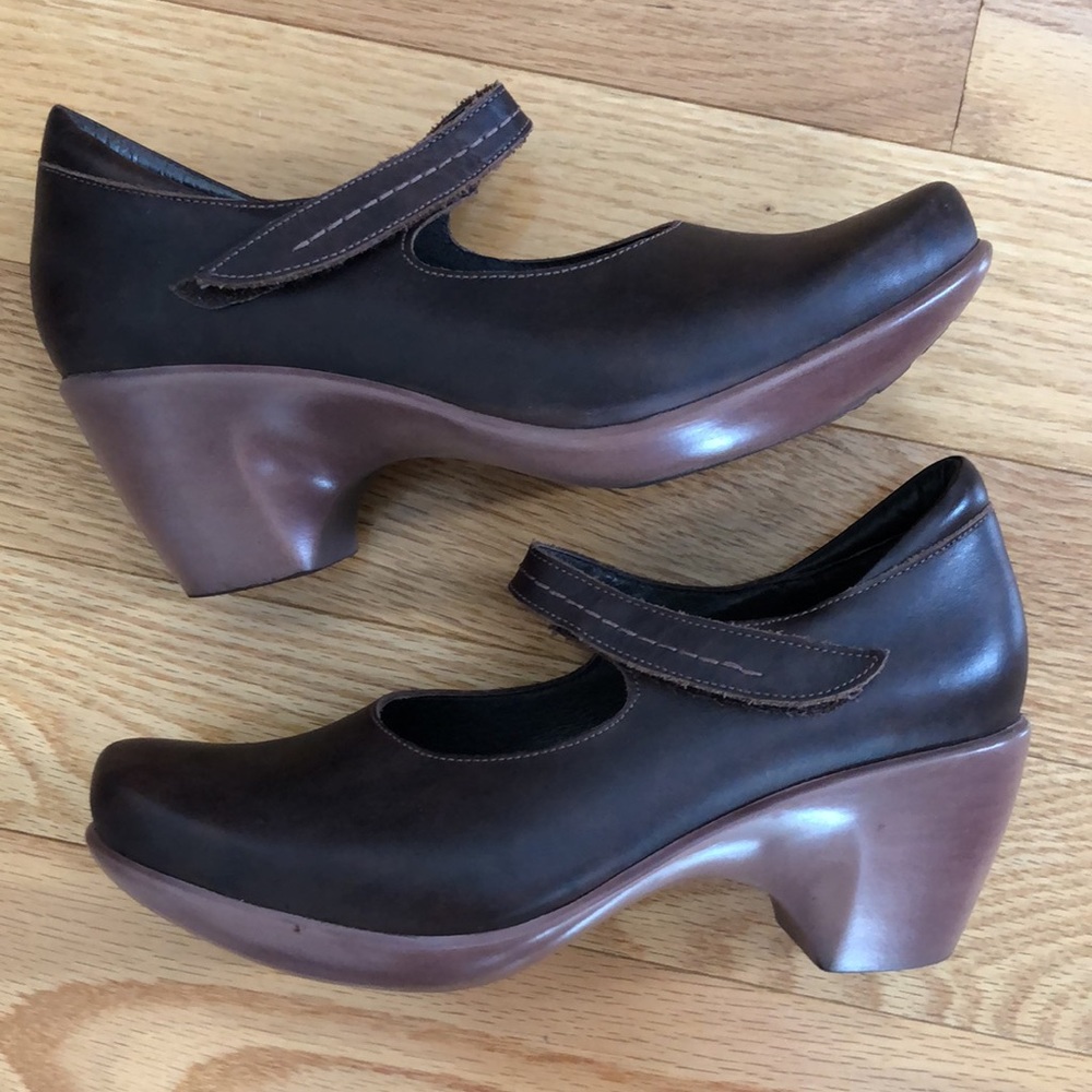 Naot Maryjanes